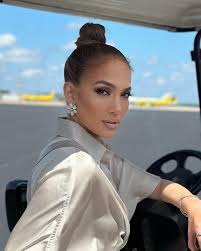 Suudi Arabistan'da Jennifer Lopez rüzgarı esti
